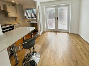 Dining area- click for photo gallery